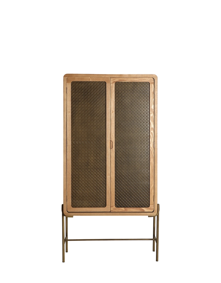 Armario Nevoy, madera de pino color marrón, patas metálicas color oro envejecido