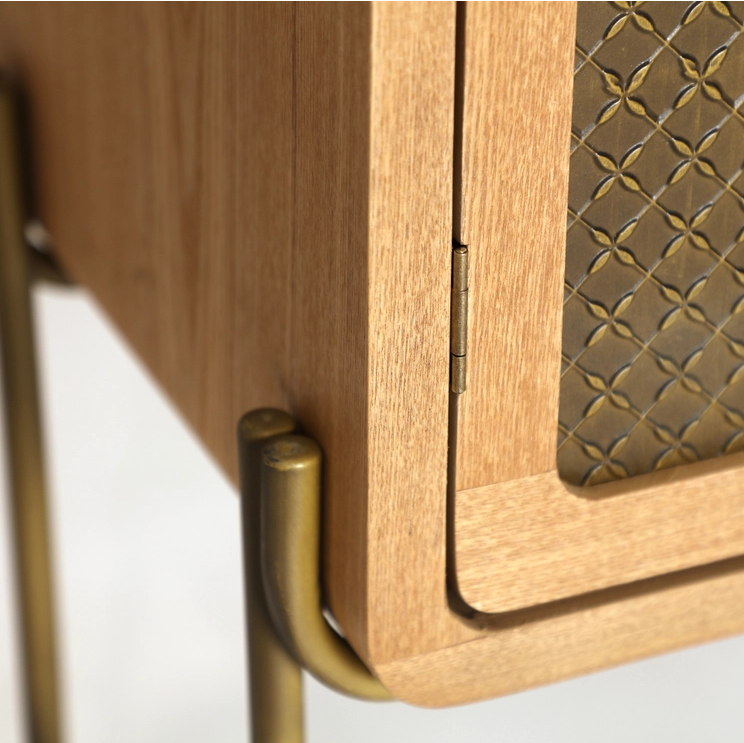 Armario Nevoy, madera de pino color marrón, patas metálicas color oro envejecido