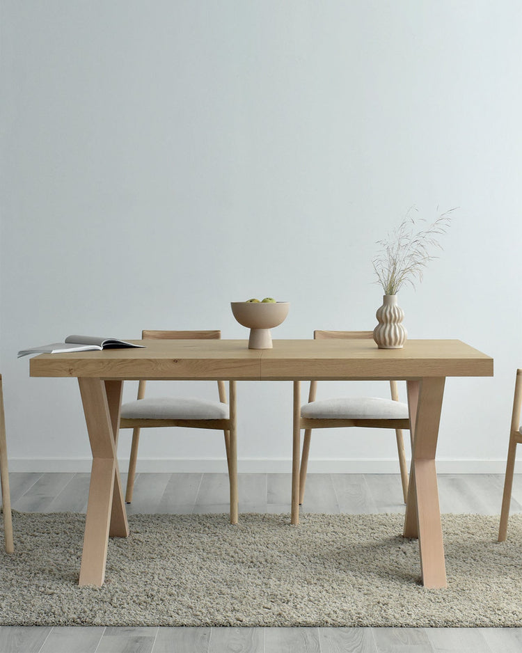 Mesa de comedor LEVA extensible de madera maciza de roble natural