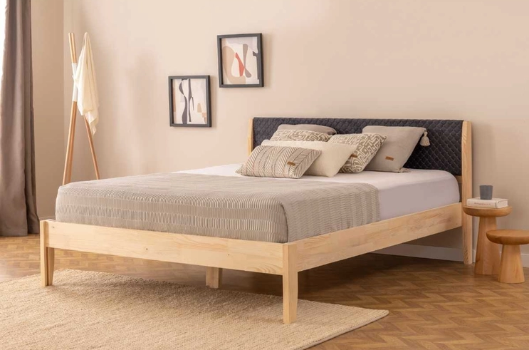 Cama individual LOIRA, de madera de pino color nature