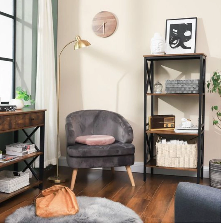 Librería Nancy's Dillon, madera trabajada y metal negro