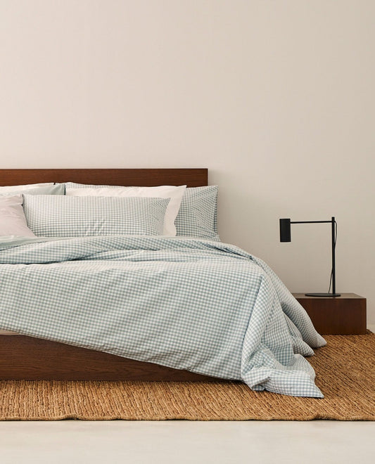 ARAN Aqua Nordic Cover