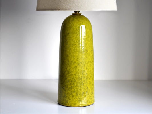 Armona Tambor, lámpara de mesa hecha a mano, verde