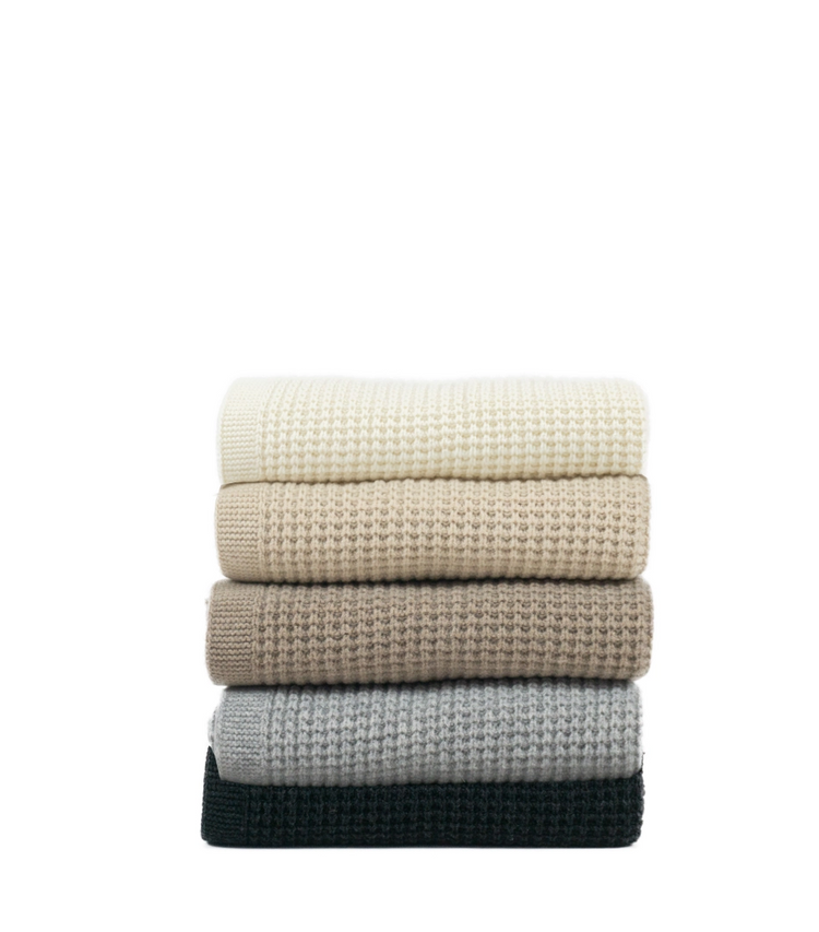 EMMA merino wool knitted blanket in cream