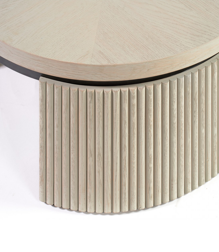SERENA round coffee table in greyish white and black metal with slatted legs