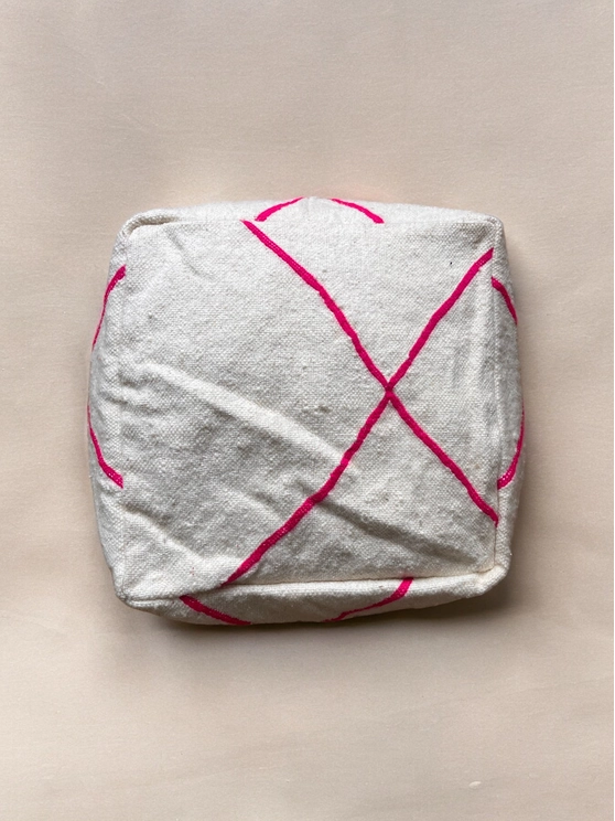 MINA stuffed poufs 45x45x25 100% cotton