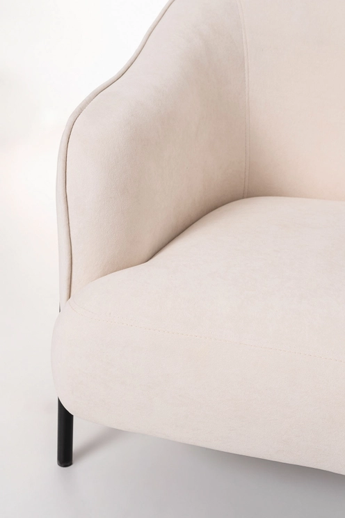 Matsson armchair, in off-white velvet, black metal leg