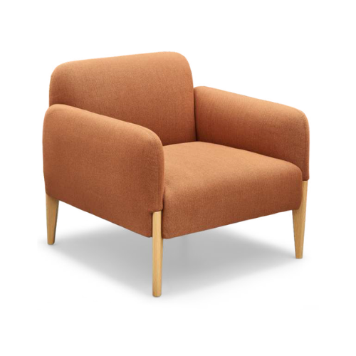 Sofá de diseño minimalista con asiento continuo y brazos integrados