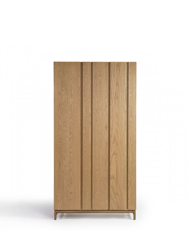 Armario OAK de madera roble natural 3 puertas con relieve alistonado