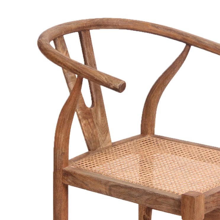 Silla WISHBONE, madera de mango y asiento en rattán